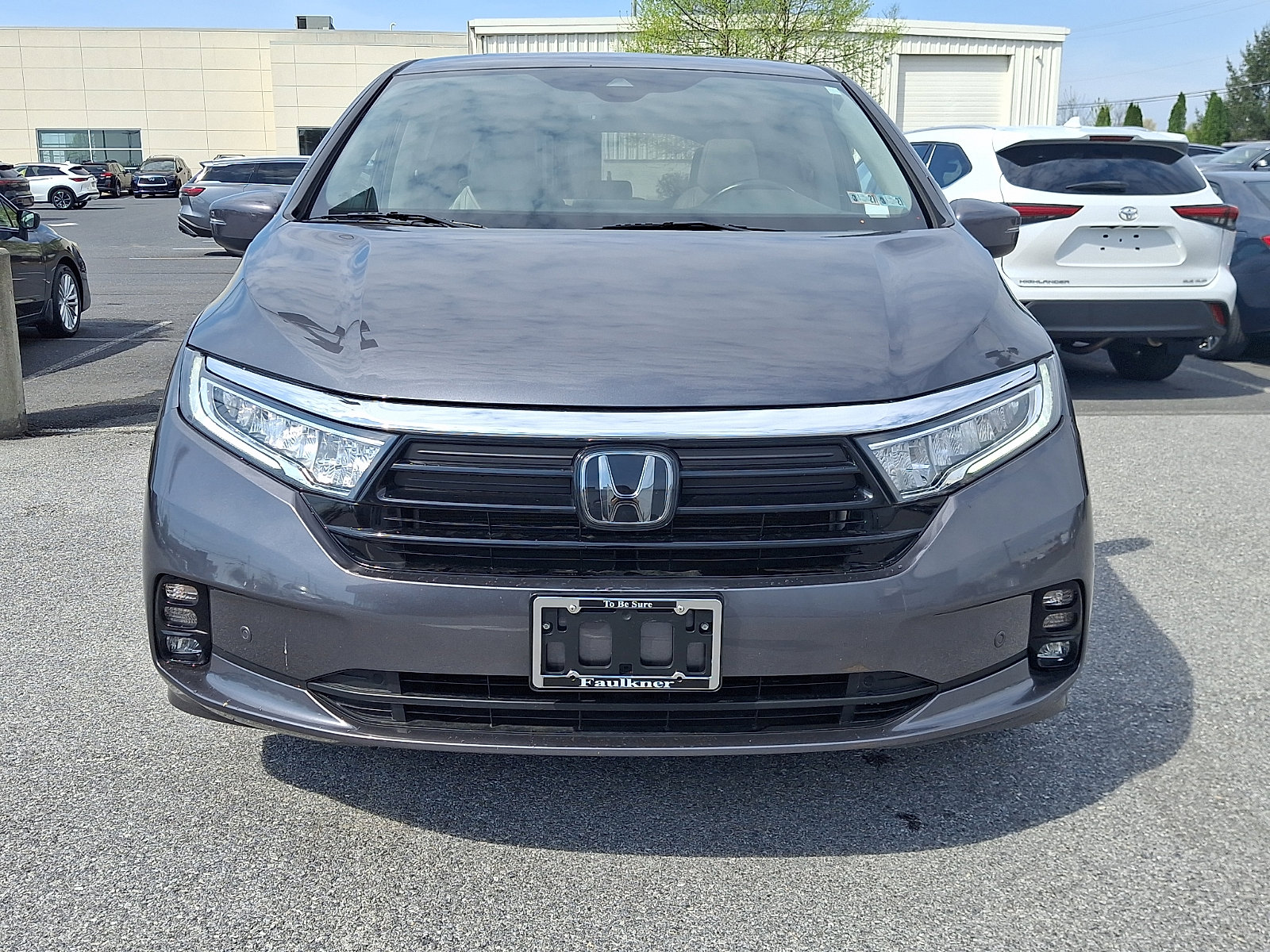Used 2023 Honda Odyssey Touring image 2