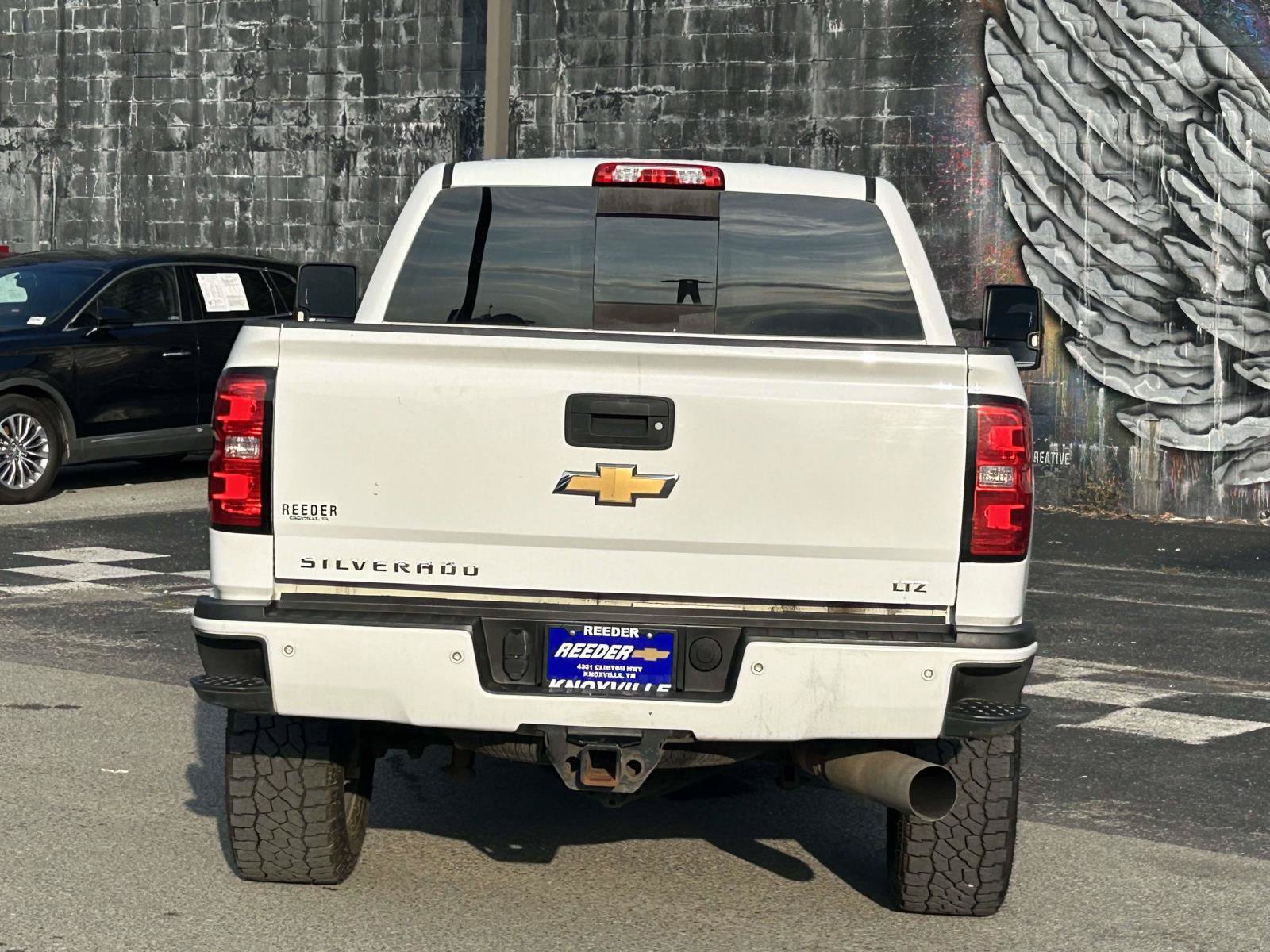 Used 2019 Chevrolet Silverado 2500 LTZ w/ Duramax Plus Package AWD/4WD image 6