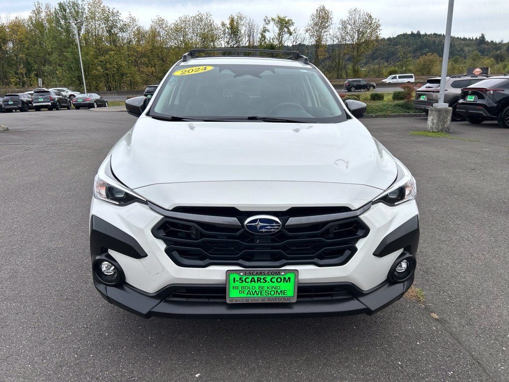 Used 2024 Subaru Crosstrek 2.0i Premium w/ Crosstrek Mirror Package AWD/4WD image 3