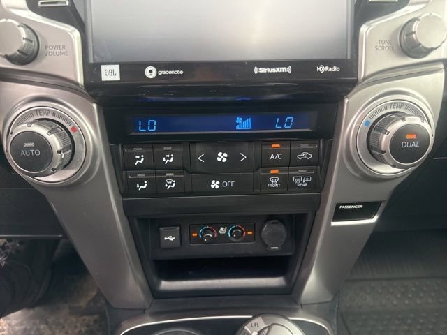 Used 2020 Toyota 4Runner Limited image 32