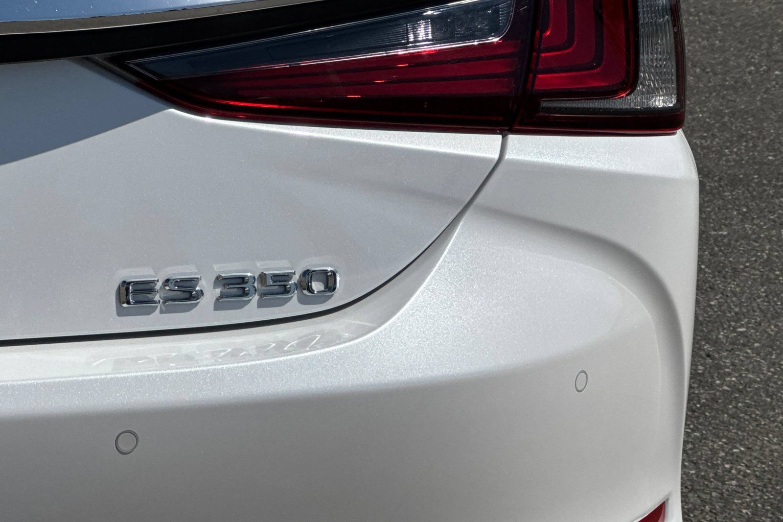 Certified 2025 Lexus ES 350 w/ Premium Package FWD image 30