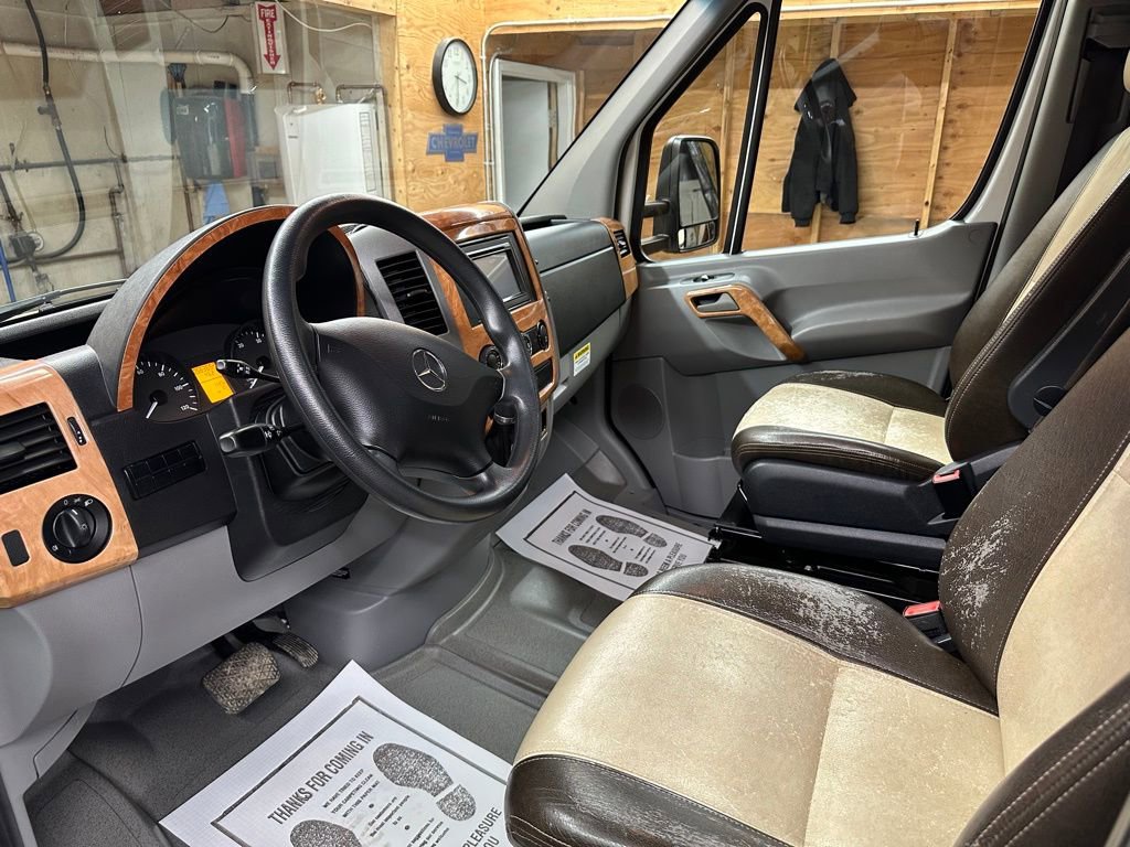 Used 2015 Mercedes-Benz Sprinter 3500 image 6
