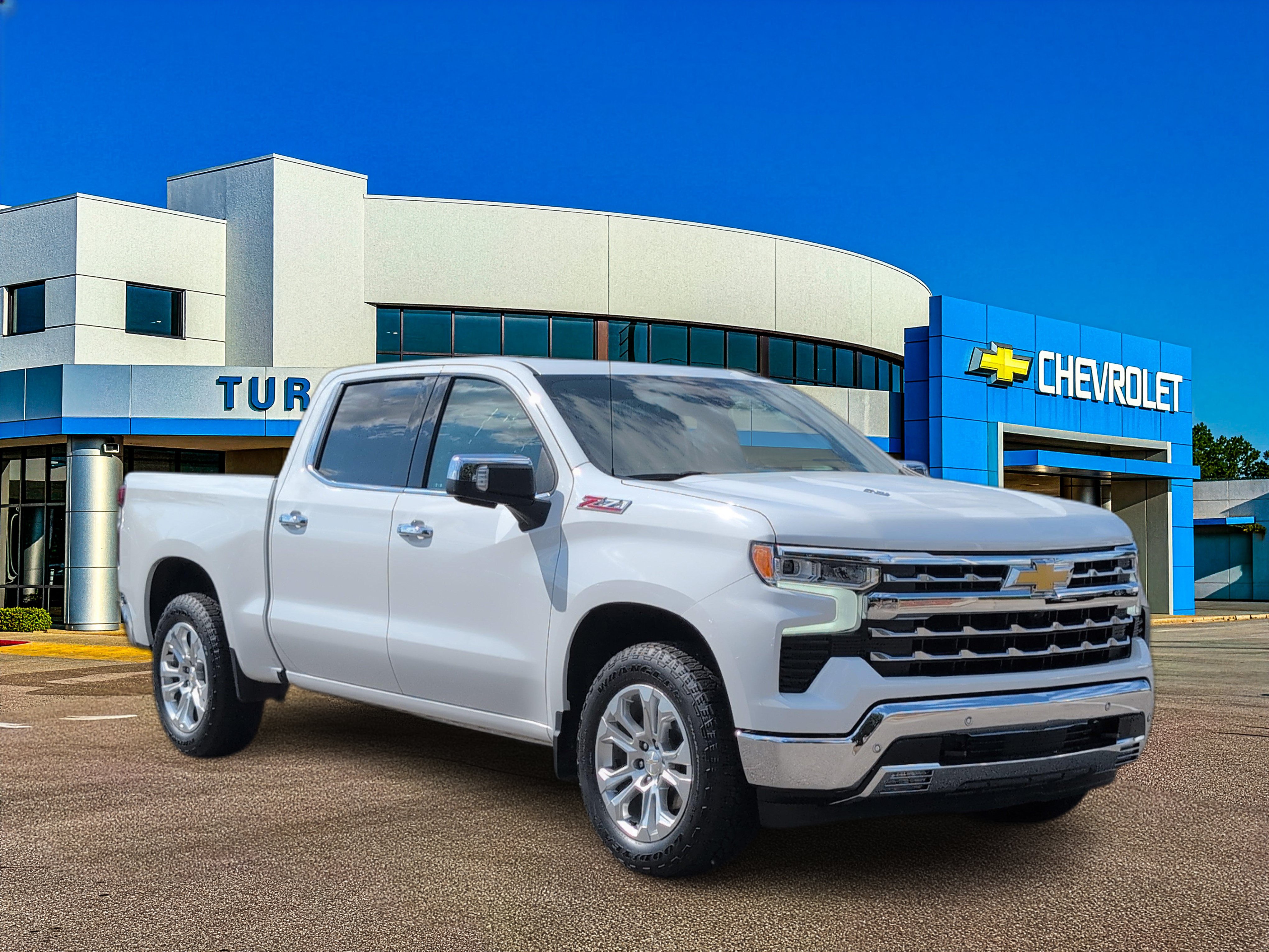 Used 2024 Chevrolet Silverado 1500 LTZ w/ LTZ Premium Package AWD/4WD image 9