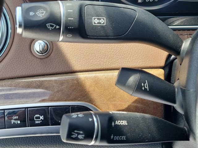 Used 2015 Mercedes-Benz S 550 4MATIC Sedan w/ Sport Package image 25
