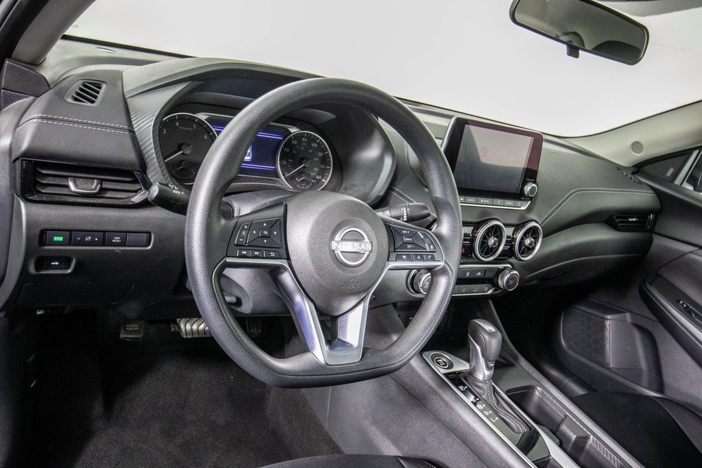 Used 2024 Nissan Sentra SV w/ Trunk Package image 17