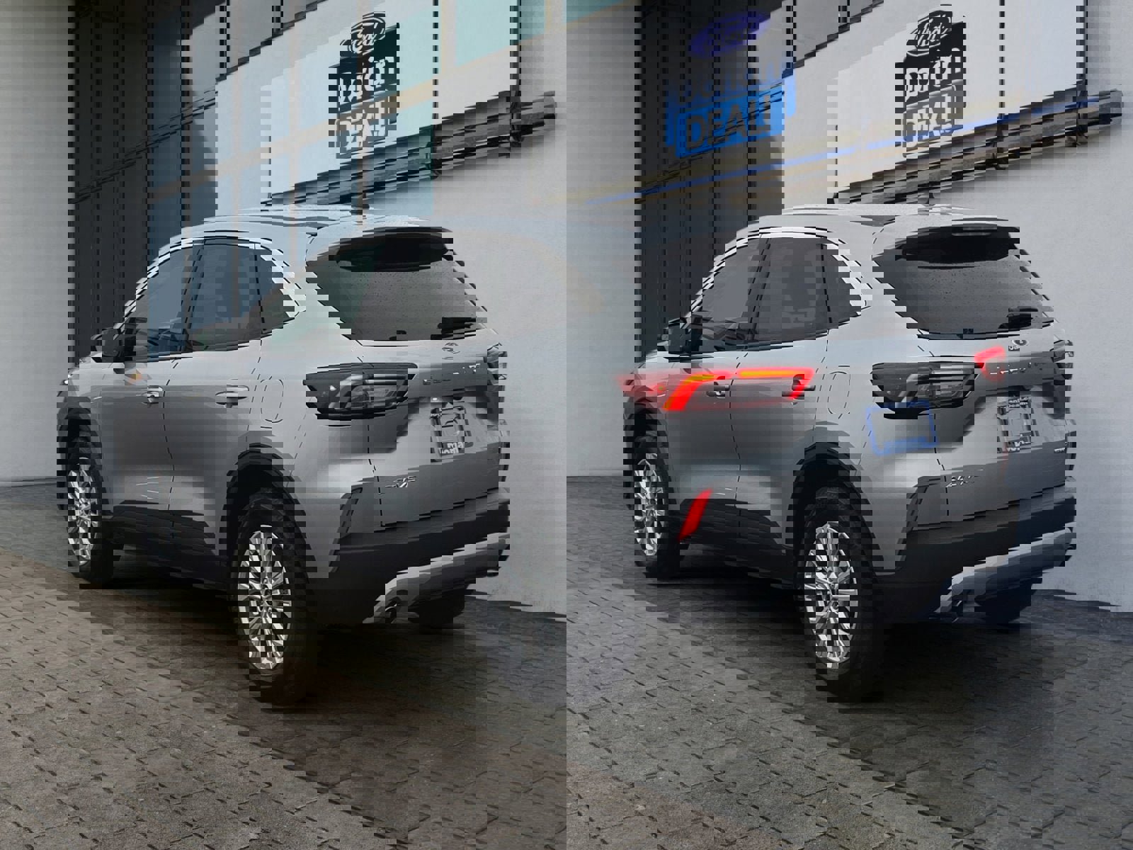 Used 2023 Ford Escape Active image 5