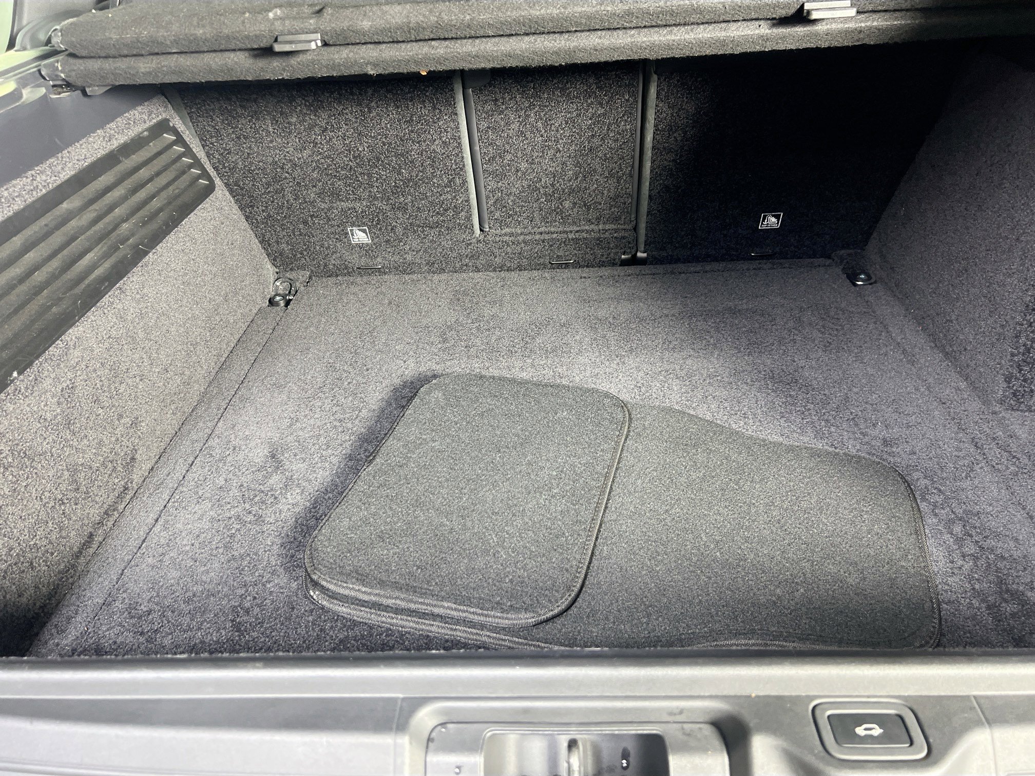 Used 2022 Land Rover Range Rover Westminster Edition image 28