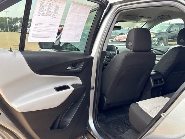 Used 2024 Chevrolet Equinox LS w/ LS Convenience Package FWD image 26