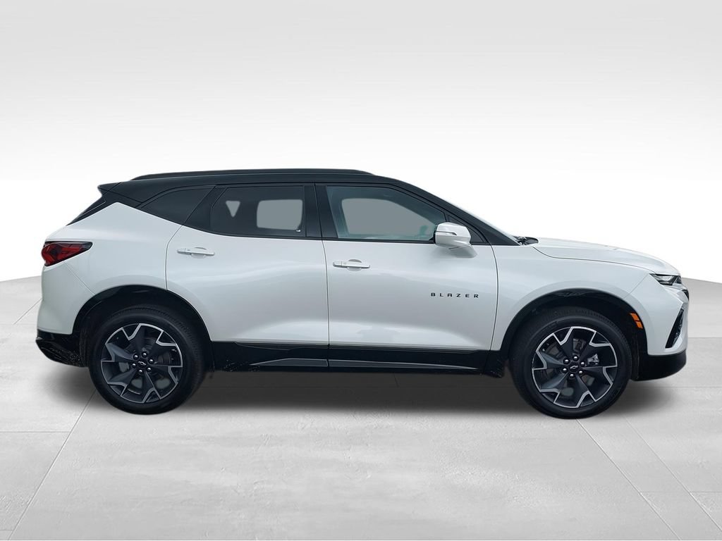 Used 2022 Chevrolet Blazer RS w/ Enhanced Convenience Package FWD image 9
