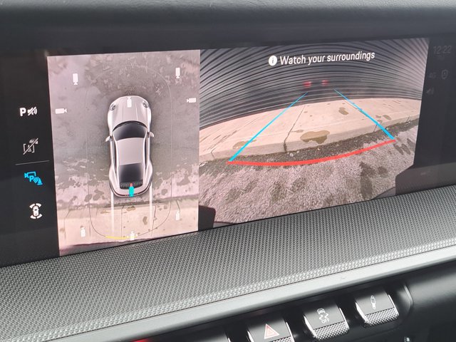 Used 2026 Porsche 911 Carrera image 31