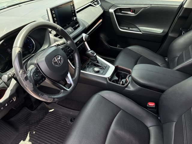 Used 2020 Toyota RAV4 Limited AWD/4WD image 11