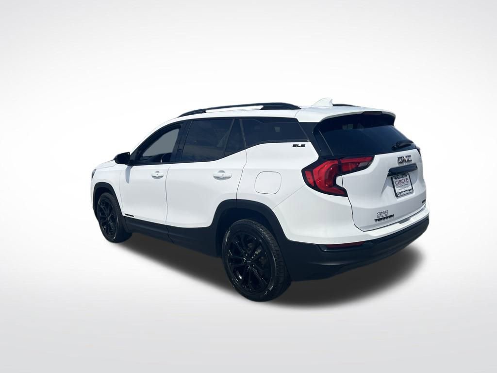 Used 2021 GMC Terrain SLE w/ Elevation Edition image 3