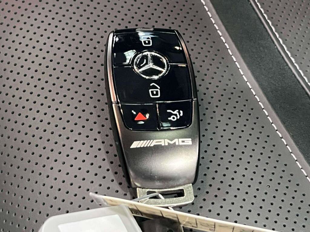 New 2026 Mercedes-Benz AMG GT 43 image 4