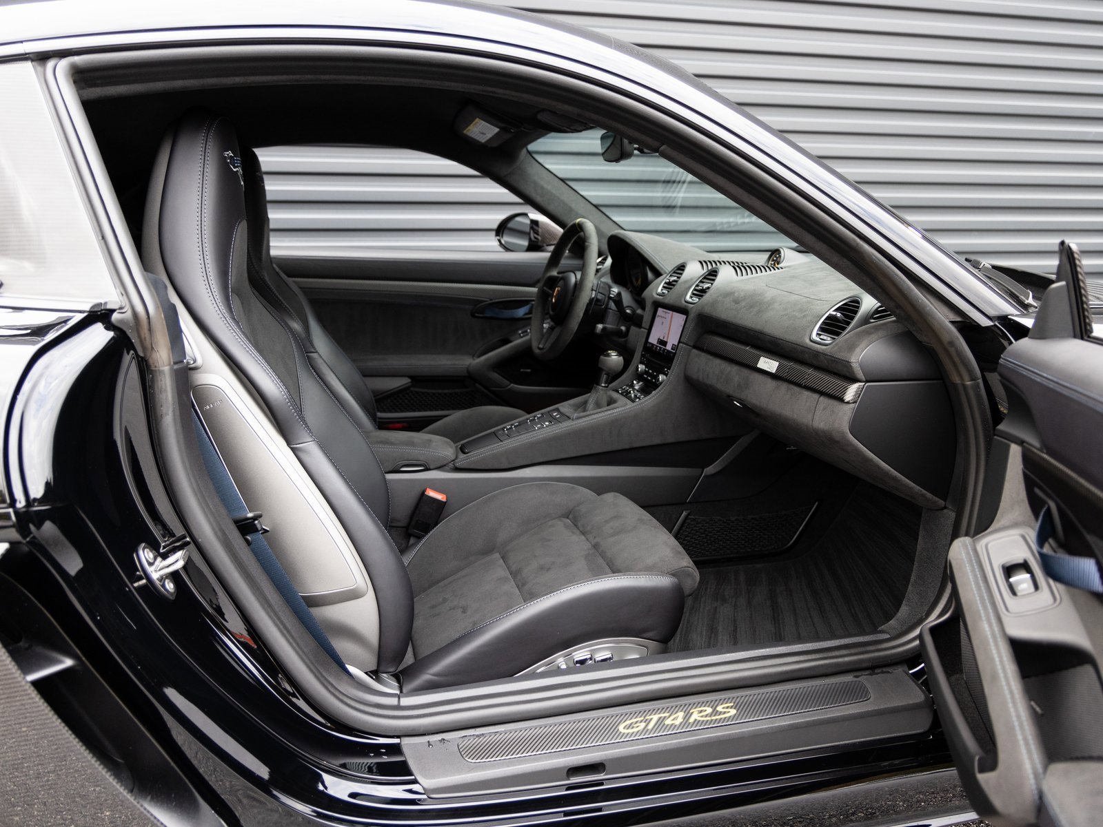 Certified 2023 Porsche 718 Cayman GT4 RS w/ Weissach Package image 29