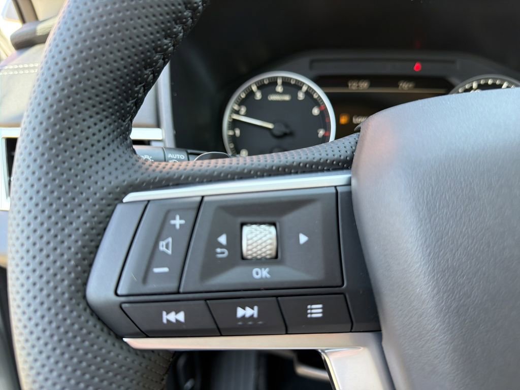 New 2026 Mitsubishi Outlander SE AWD/4WD image 19