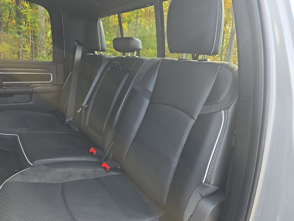New 2026 RAM 2500 Laramie AWD/4WD image 14