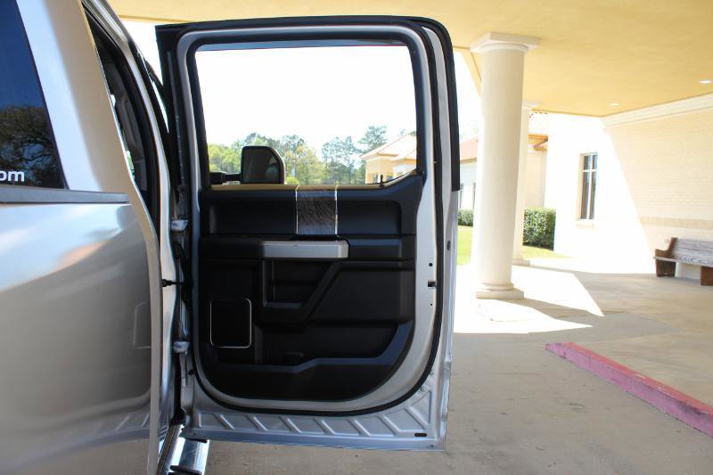 Used 2019 Ford F250 Lariat w/ Chrome Package AWD/4WD image 30