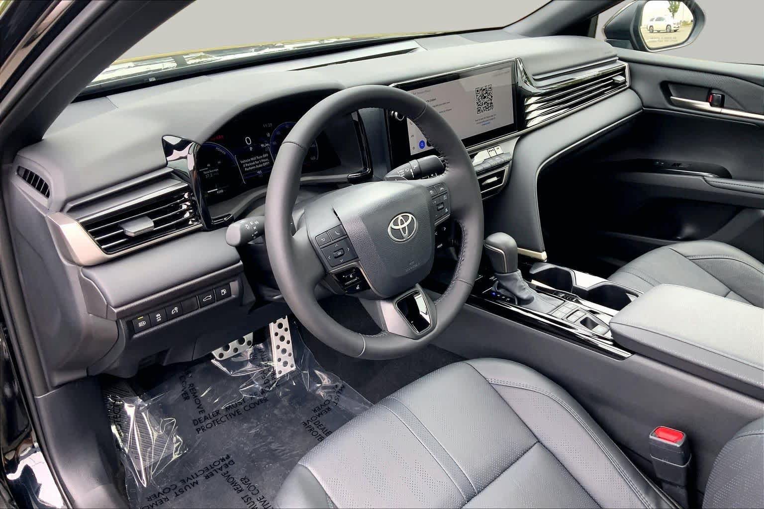 Used 2026 Toyota Camry XSE AWD/4WD image 18