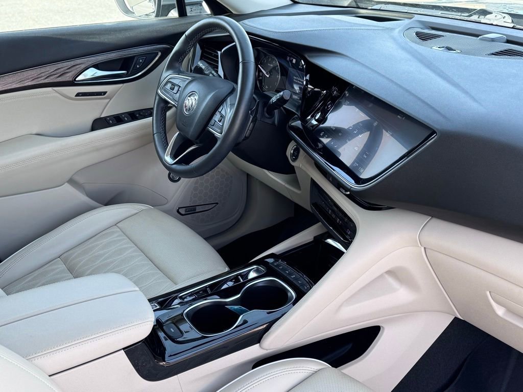 Used 2023 Buick Envision Avenir image 5