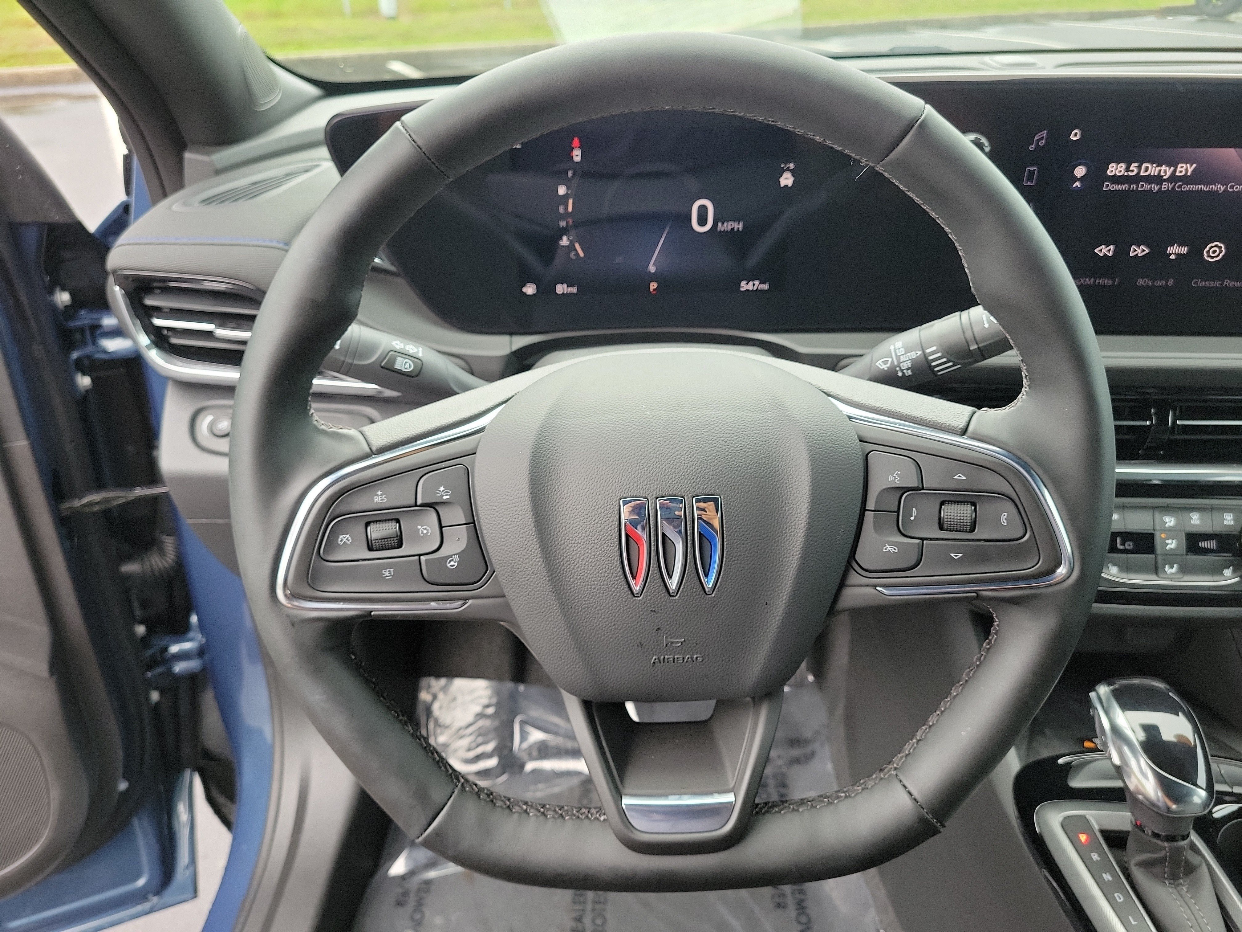 Used 2025 Buick Envista Sport Touring w/ Convenience I Package FWD image 29