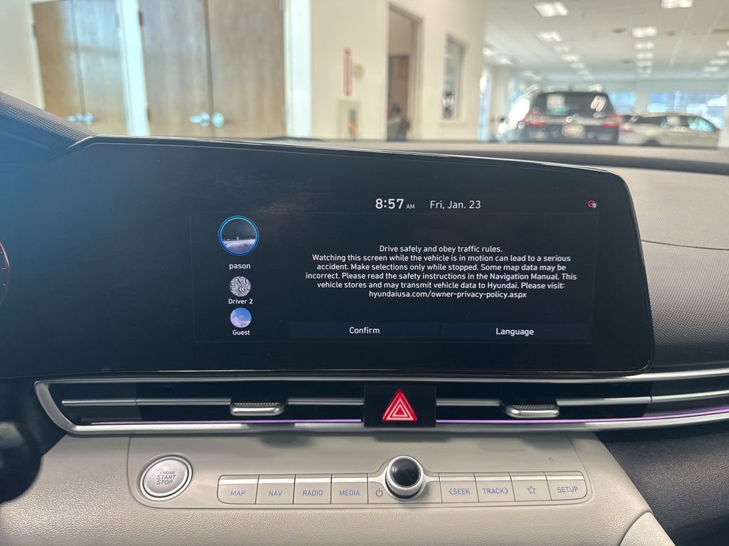 Used 2021 Hyundai Elantra Limited w/ Cargo Package image 5