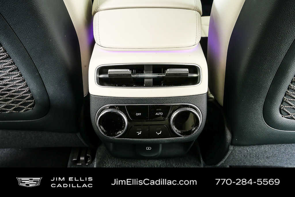 Used 2025 Genesis Electrified GV70 Advanced AWD/4WD image 19