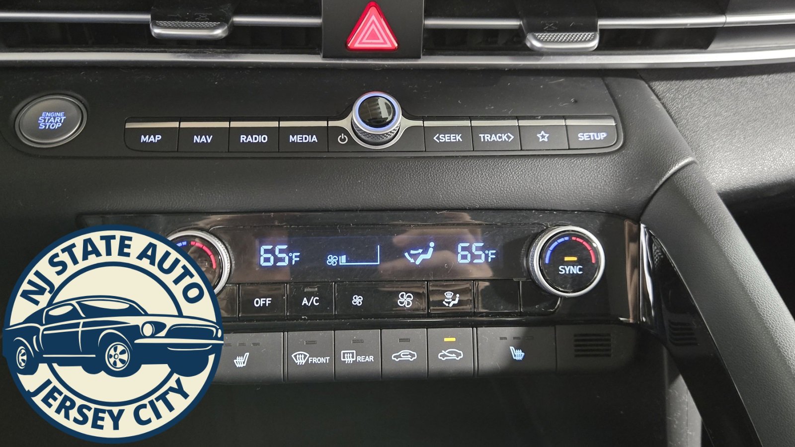 Used 2023 Hyundai Elantra SEL w/ Convenience Package image 14