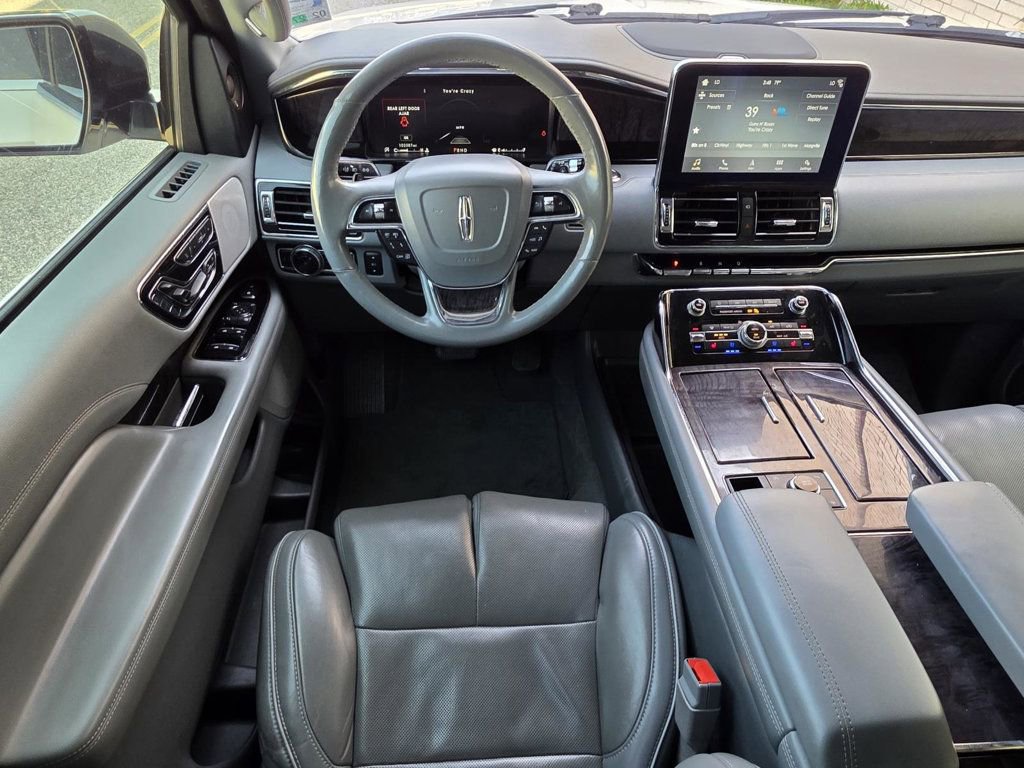 Used 2019 Lincoln Navigator Reserve AWD/4WD image 13