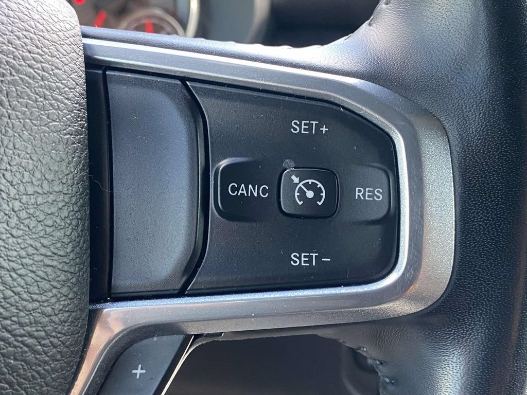 Used 2022 RAM 1500 Laramie AWD/4WD image 30
