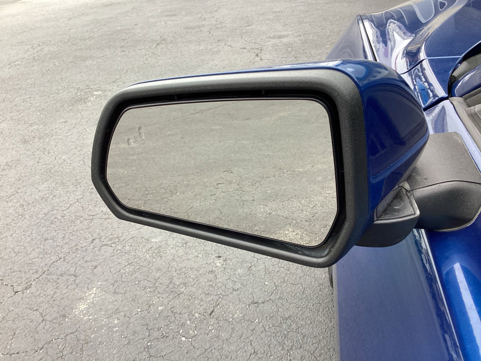 Used 2023 Ford Mustang Premium image 30