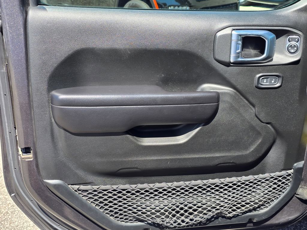 Used 2021 Jeep Gladiator Sport image 47