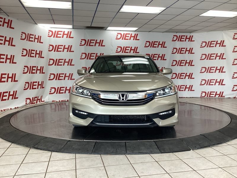 Used 2016 Honda Accord EX-L image 2