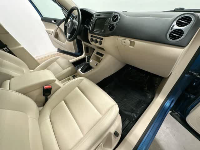 Used 2017 Volkswagen Tiguan Wolfsburg Edition AWD/4WD image 20