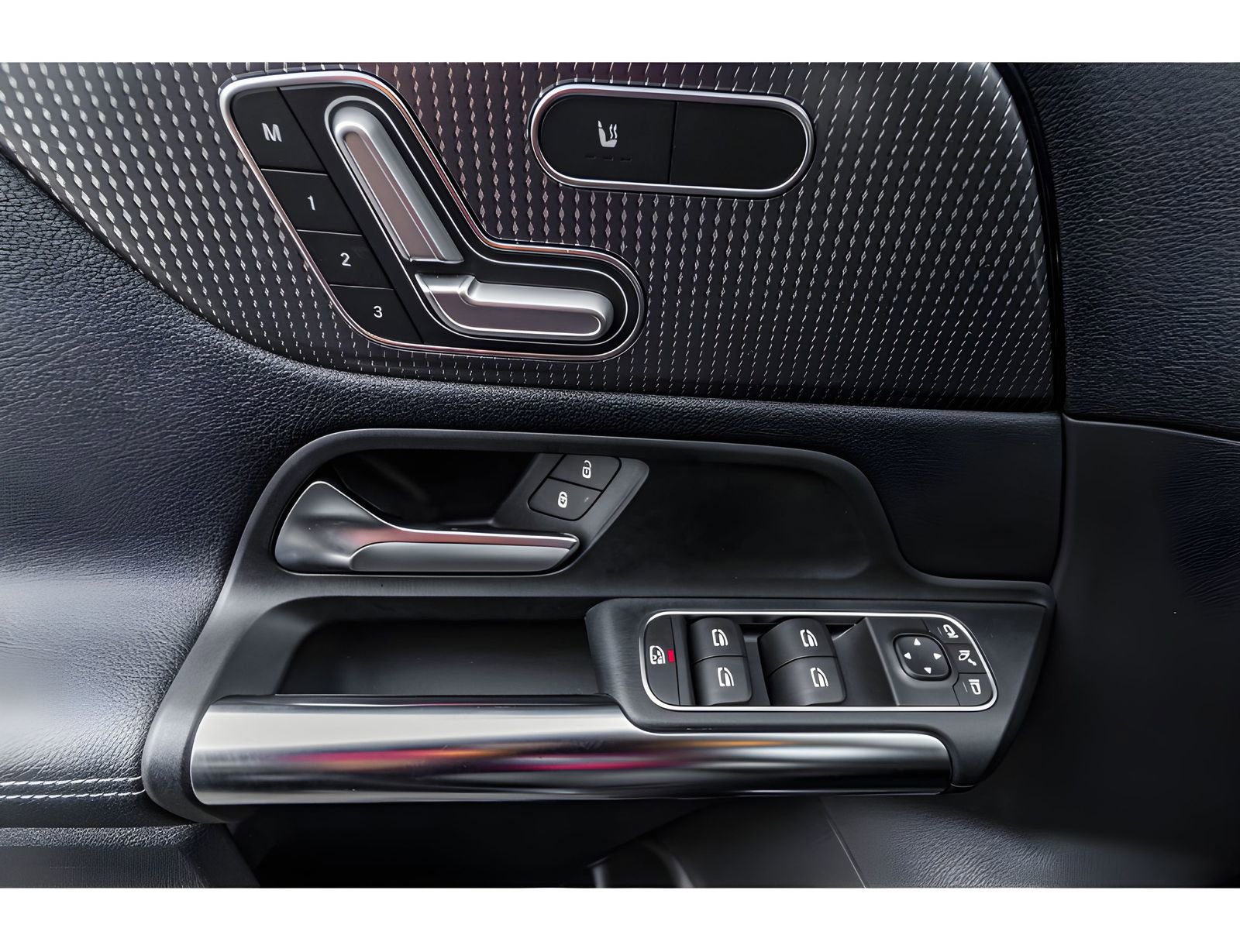 Used 2022 Mercedes-Benz GLA 250 4MATIC image 23