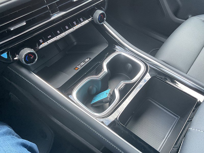 New 2026 Chevrolet Traverse LT image 24