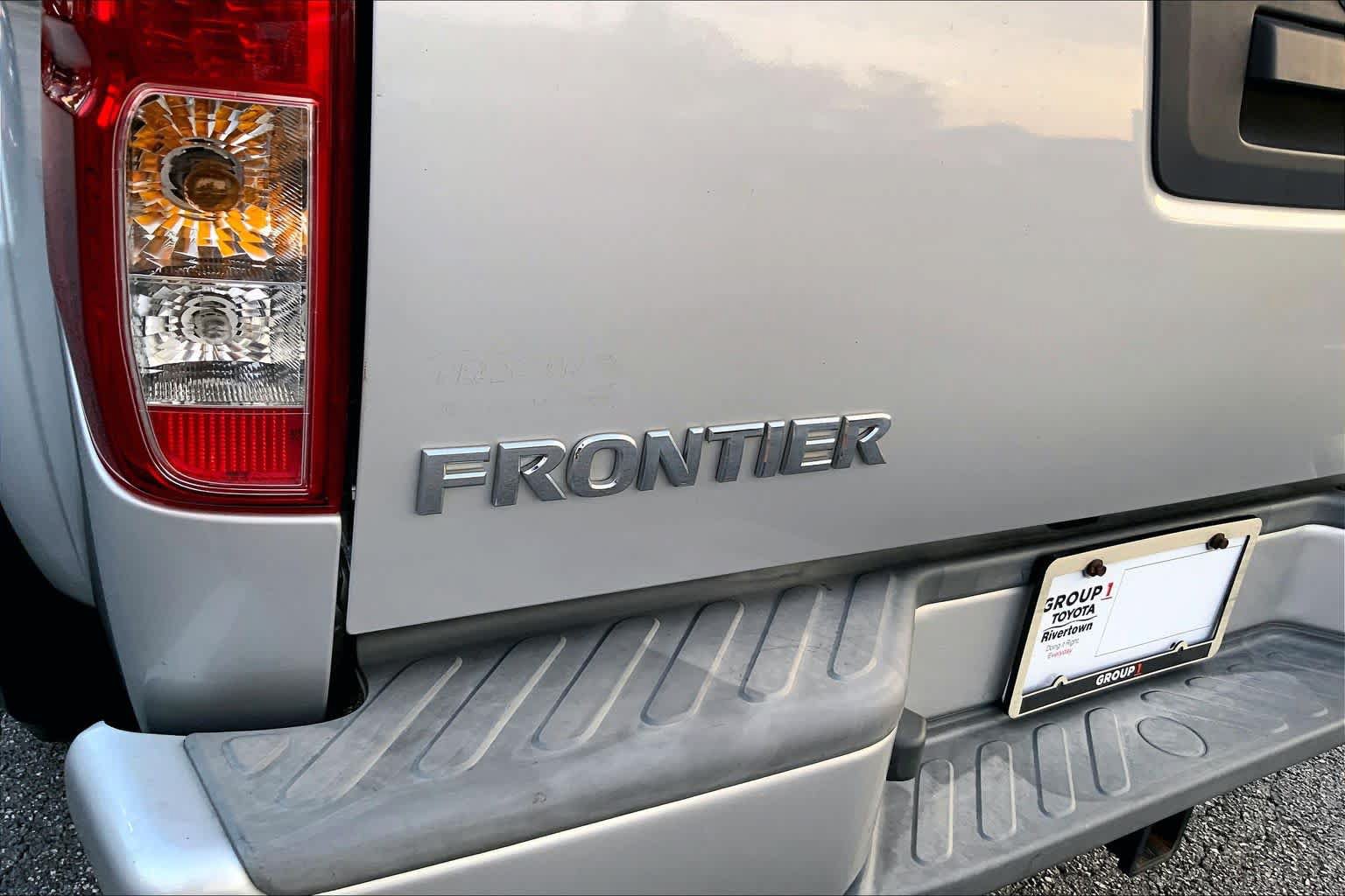 Used 2017 Nissan Frontier Desert Runner RWD image 9