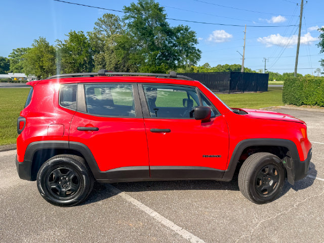 Used 2017 Jeep Renegade Sport w/ Power & Air Group AWD/4WD image 3