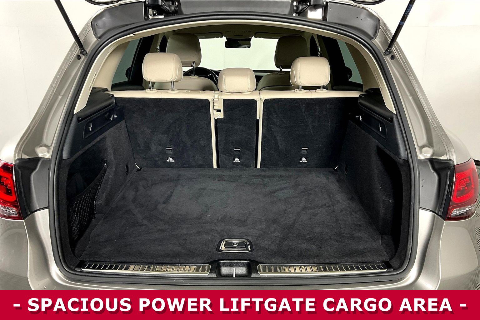 Used 2022 Mercedes-Benz GLC 300 image 35