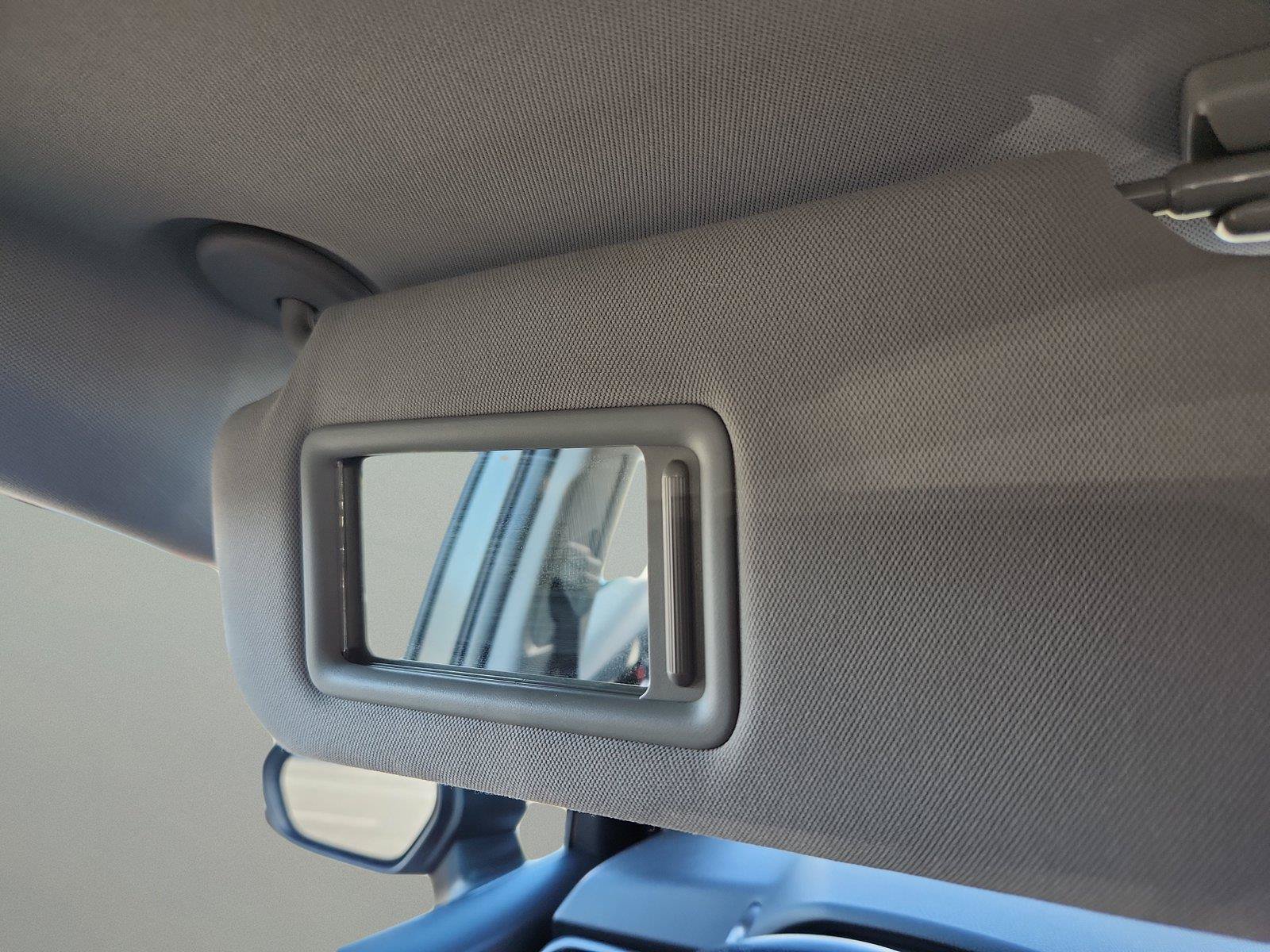 Used 2019 Toyota Camry SE FWD image 39
