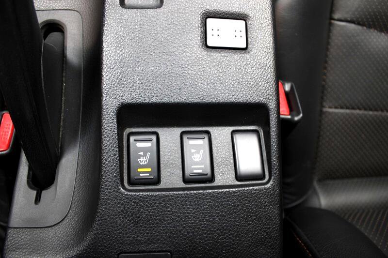 Used 2004 Nissan 350Z Touring w/ Cargo Convenience Pkg image 13