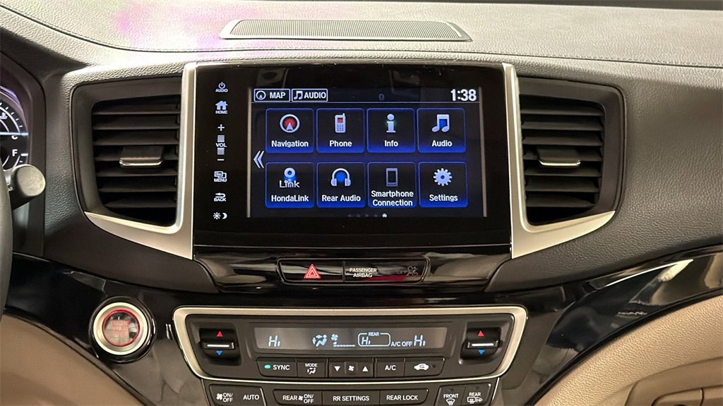 Used 2017 Honda Pilot Elite image 22