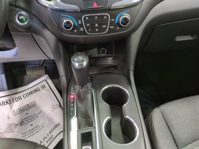 Used 2018 Chevrolet Equinox LT image 16