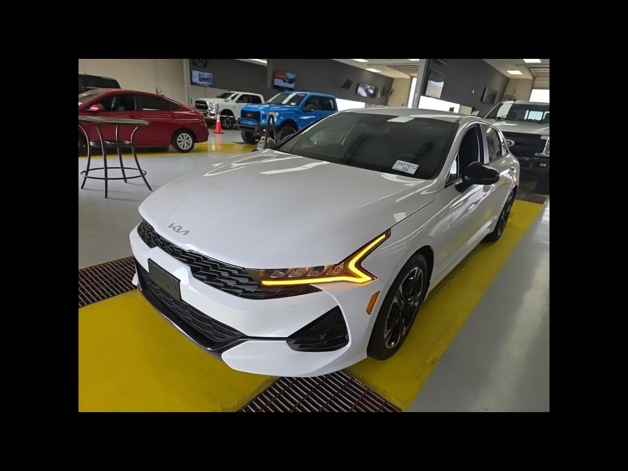 Used 2023 Kia K5 GT-Line FWD image 1