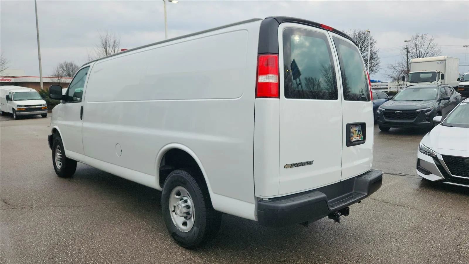 Used 2021 Chevrolet Express 2500 Extended w/ Driver Convenience Package image 20
