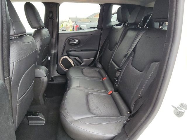 Used 2017 Jeep Renegade Trailhawk image 21