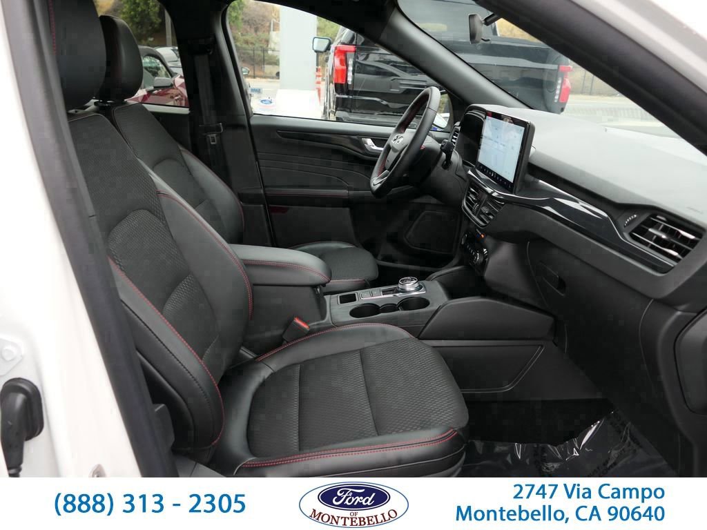 Used 2025 Ford Escape ST-Line w/ Tech Pack #1 image 38