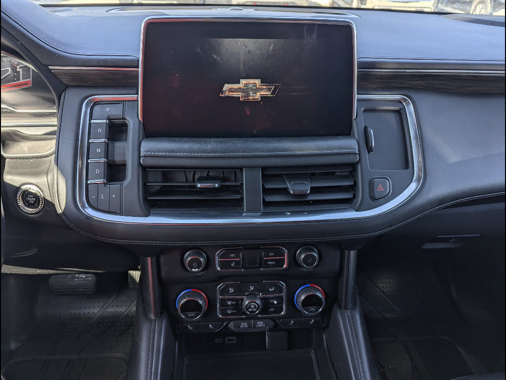 Used 2022 Chevrolet Suburban Z71 w/ Luxury Package AWD/4WD image 36