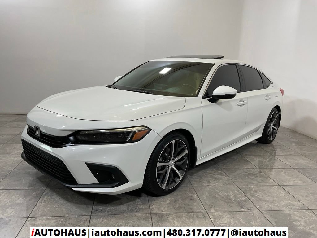 Used 2024 Honda Civic Touring image 2