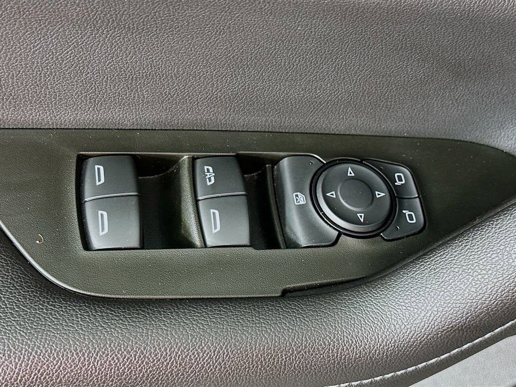 Used 2024 Chevrolet Blazer LT w/ Convenience Package FWD image 24