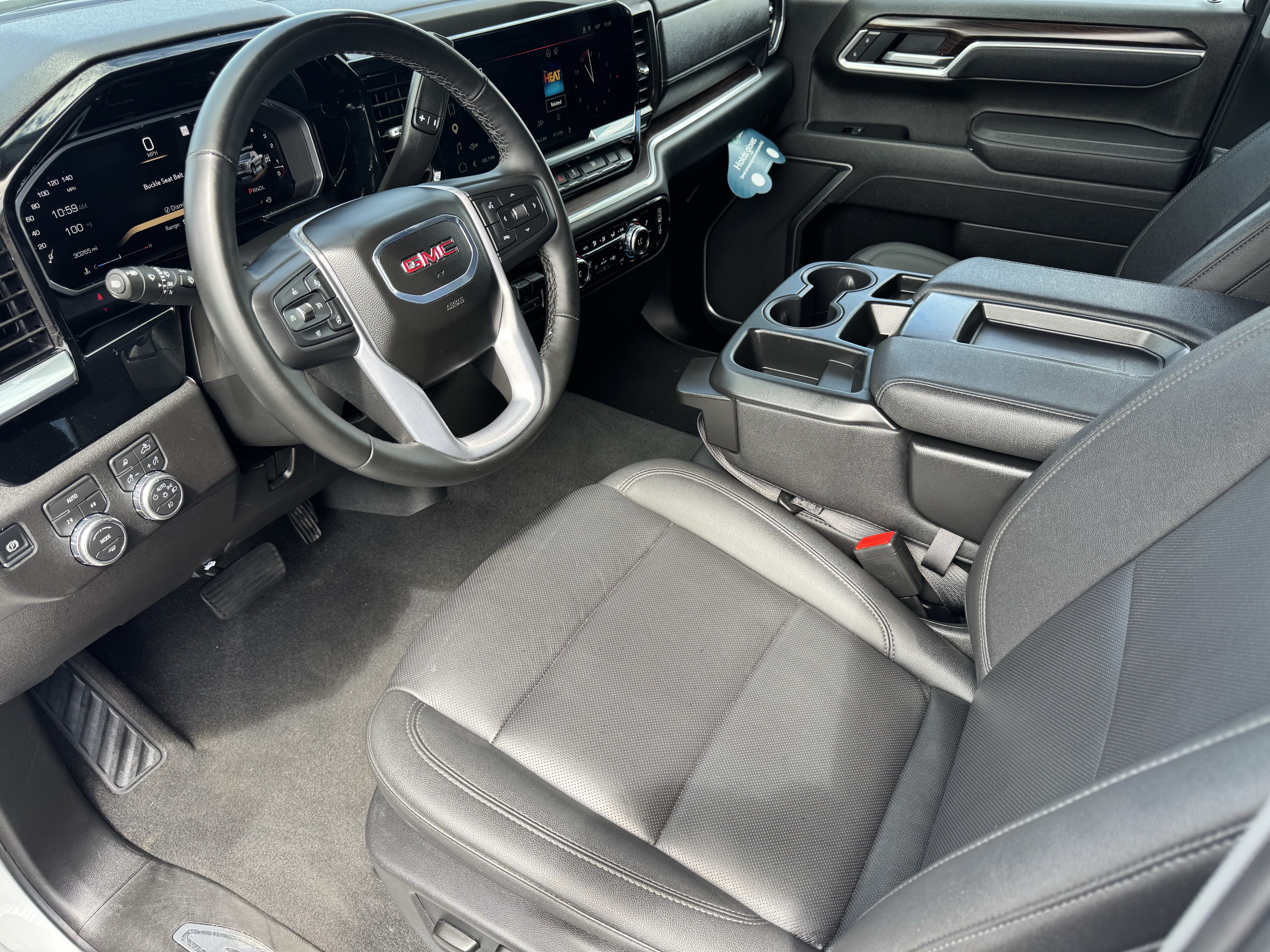 Certified 2026 GMC Sierra 1500 SLT AWD/4WD image 9